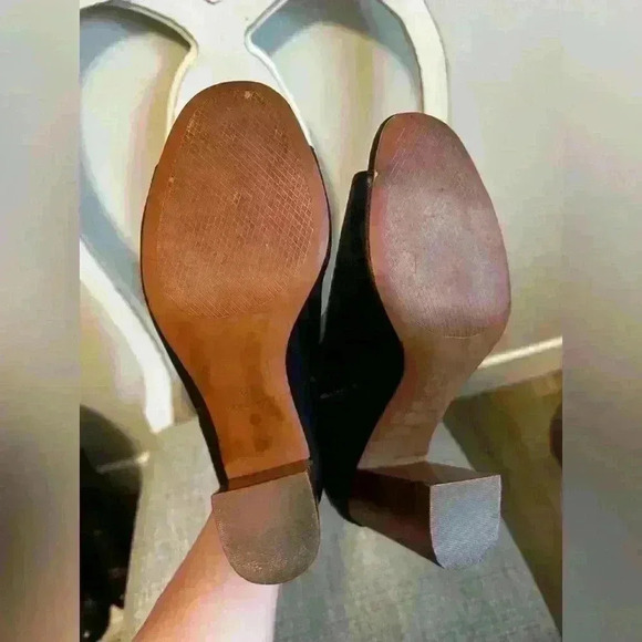 Cole Haan Chandra Booties Size 8B - Picture 8 of 8